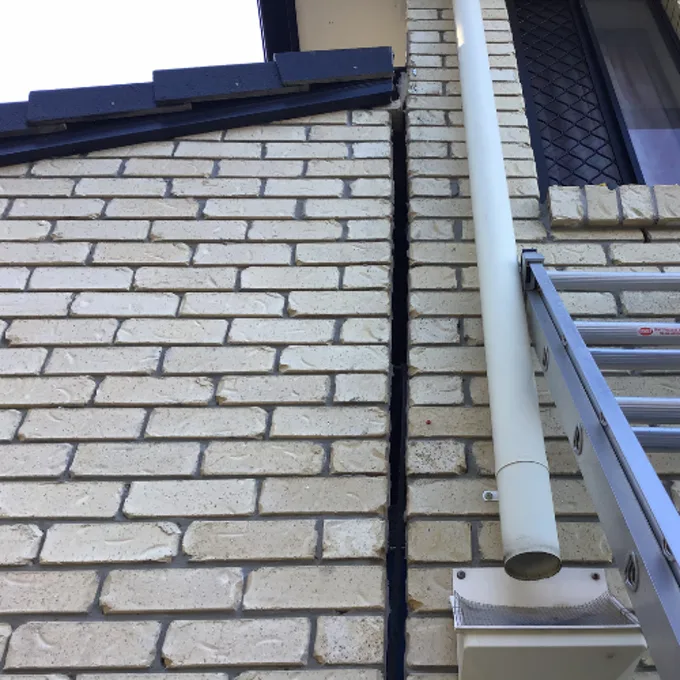 Expansion joint in brickwork opened wide due to foundation settlement
